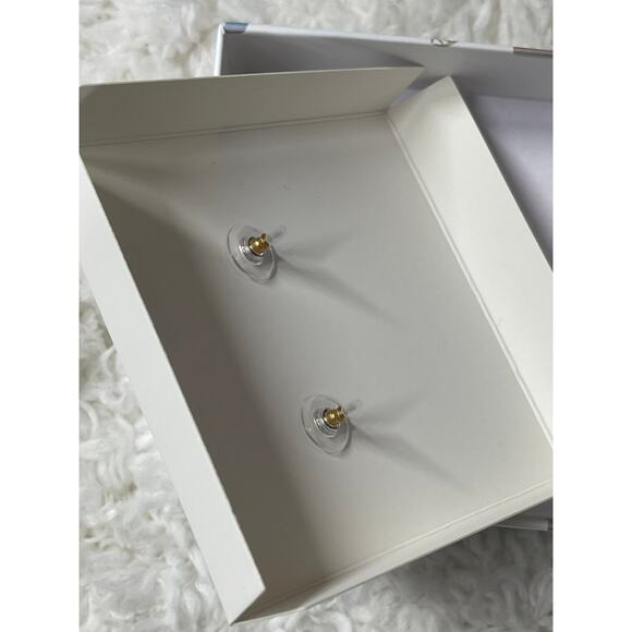 Disney BaubleBar Winnie the Pooh North Pole Moveable Holiday Stud Earrings NEW - Picture 7 of 10